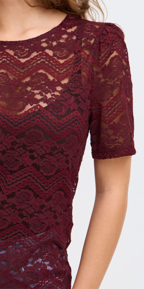 Ichi Lace Tee, wine