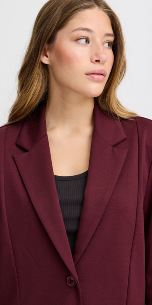 Ichi Ponte Blazer, wine