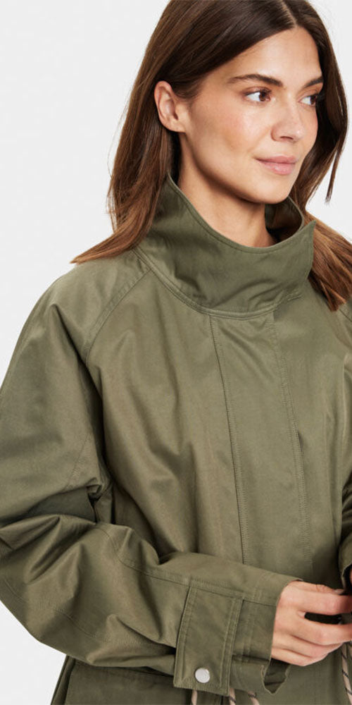 Saint Tropez Cinchable Anorak